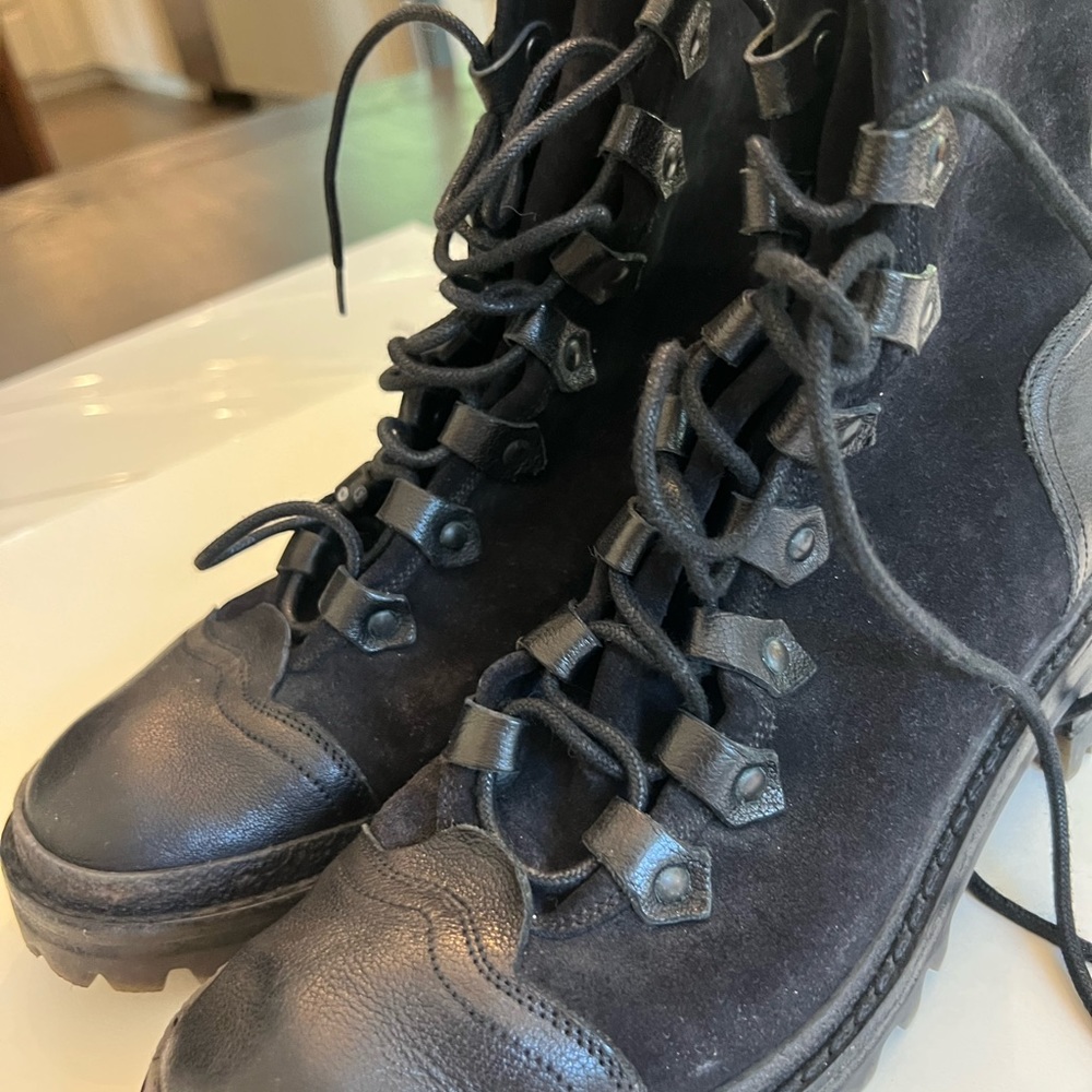 Black suede military lace up boots. Satore Paris. 38 1/2